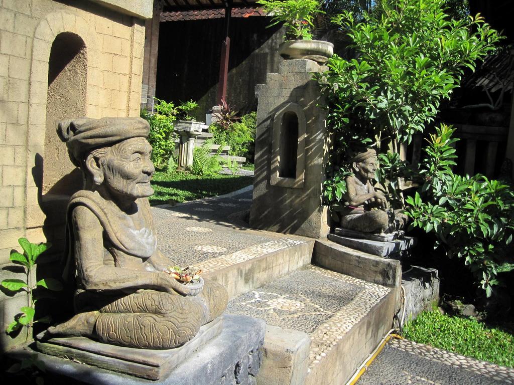Galang Kangin Bungalows Amed  Room photo