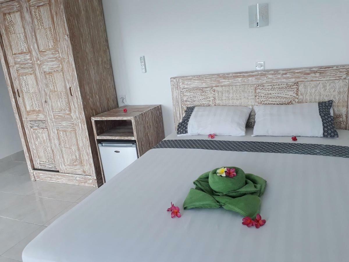 Galang Kangin Bungalows Amed  Exterior photo